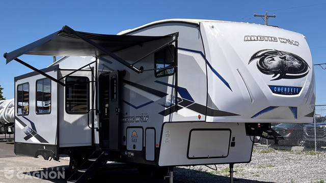 2023 Arctic Wolf 291 RL Fifth Wheel in Travel Trailers & Campers in Lanaudière - Image 2
