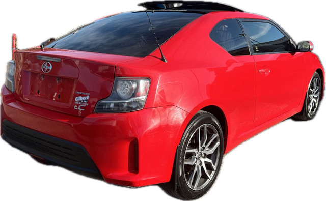 2014 Scion tC . in Cars & Trucks in West Island - Image 3