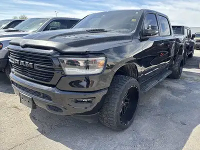 Ram**1500**Sport**Night Edition**Crew Cab**5.7L**V8**Hemi**4x4**Leather Bucket Seats**Heated and Ven...