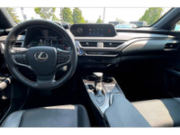 Clean Carfax Report | Lexus UC 250H | AWD | 2.0L I-4 | Touchscreen | Power Sunroof | Android Auto &... (image 3)