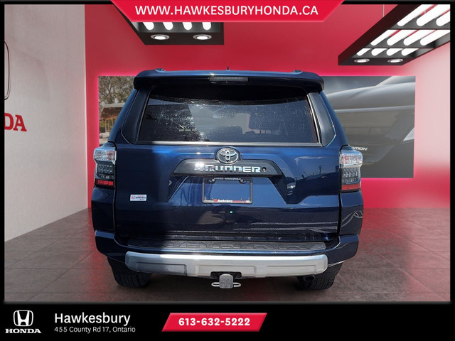 2019 Toyota 4Runner 4 roues motrices for sale in Cars & Trucks in Ottawa - Image 3