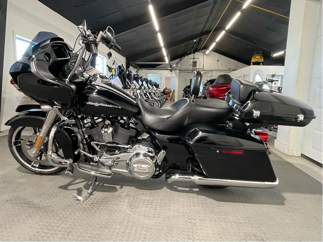  2019 Harley-Davidson Road Glide CANADIAN HARLEY/JUST $62 WEEKLY in Touring in North Bay - Image 3