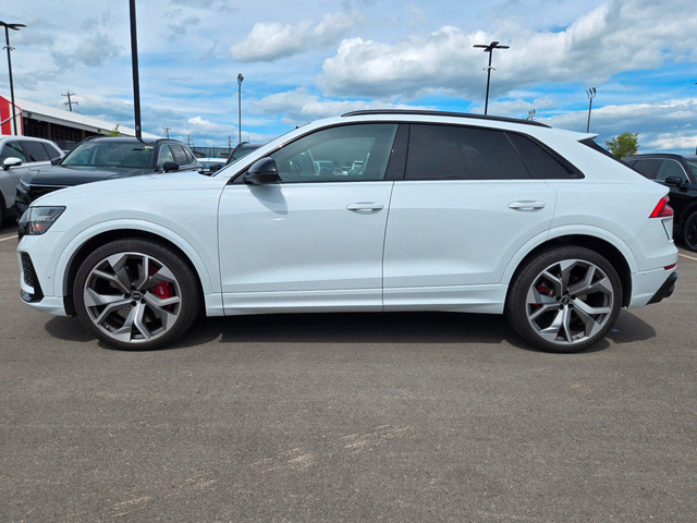 2022 Audi RS Q8 4.0T **ULTRA LOW KMS**ONE OWNER**TWIN TURBO V... in Cars & Trucks in Grande Prairie - Image 3