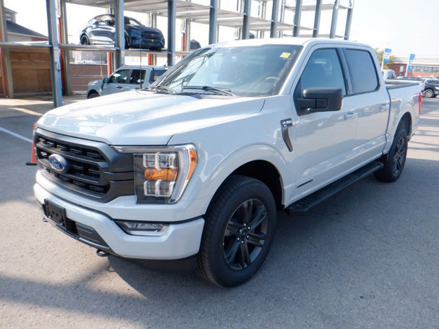  2023 Ford F-150 XLT 4WD SUPERCREW 5.5' BOX in Cars & Trucks in Oshawa / Durham Region