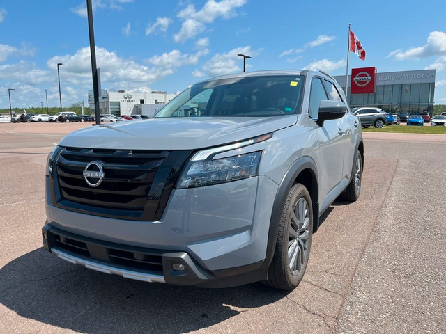 2025 Nissan Pathfinder SL AWD HEATEDSEATS HEATEDSTEERING MOONROO in Cars & Trucks in Moncton