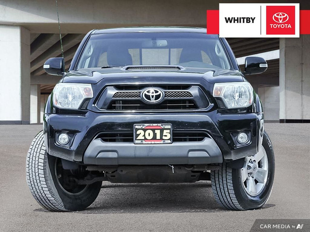 2015 Toyota Tacoma 4X4 V6 4.0L Double Cab in Cars & Trucks in Oshawa / Durham Region - Image 3