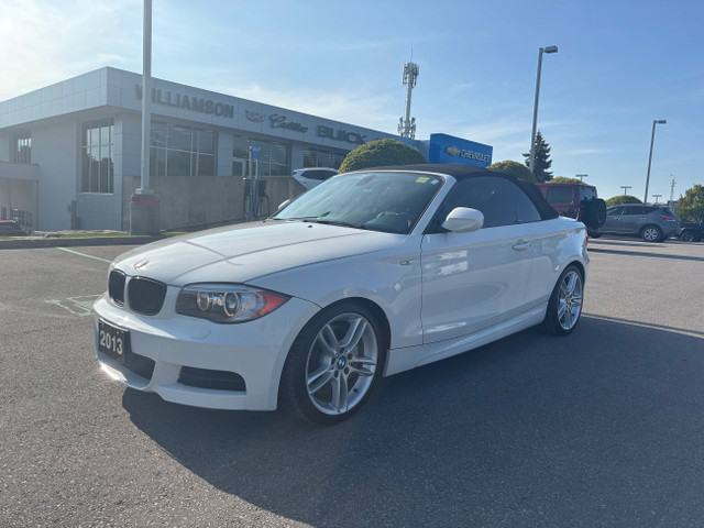 2013 BMW 135 i CONVERTIBLE | RED LEATHER INTERIOR | AUTOMATIC in Cars & Trucks in Kawartha Lakes - Image 3