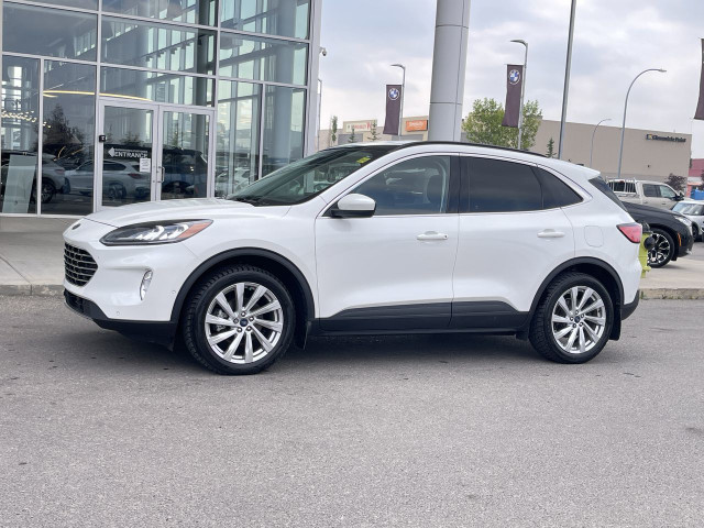 2021 Ford Escape in Cars & Trucks in Calgary - Image 4