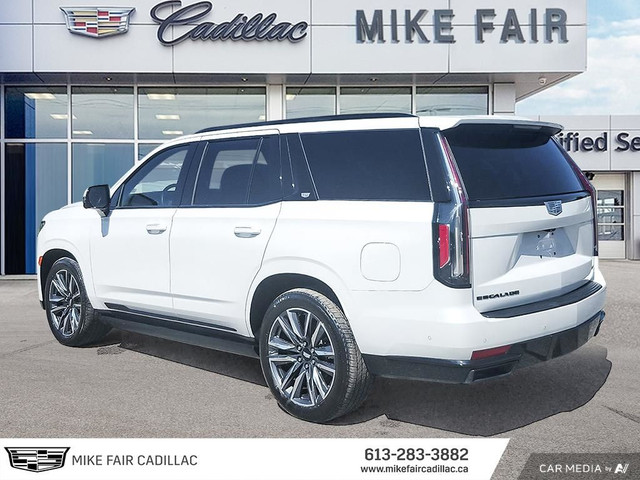 2023 Cadillac Escalade Sport surround vision,assist steps,sun... in Cars & Trucks in Ottawa - Image 3