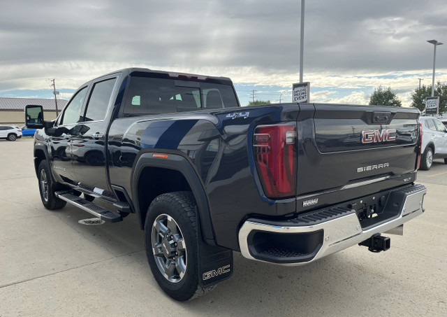 2025 GMC Sierra 2500HD SLT in Cars & Trucks in Regina - Image 4