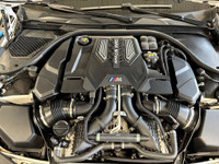 **MONTH-END SPECIAL!** - - > | NO LUXURY TAX | < - - FEATURING : BMW M POWER ENGINE, AWD, CARBON ROO... (image 3)