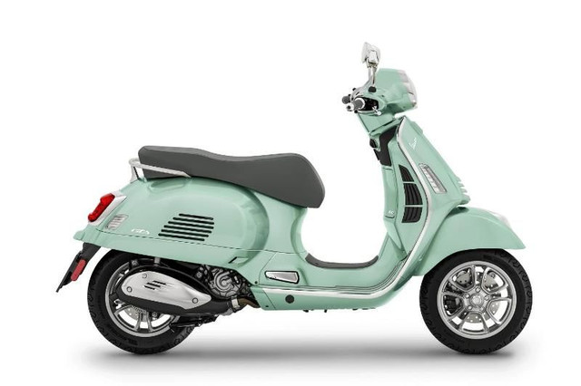 2023 PIAGGIO GTS 300 HPE in Scooters & Pocket Bikes in Saguenay