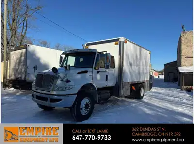 AS IS SPECIAL - ONE OWNER - OFF LEASE - 7.6L 6 CYLINDER DIESEL - ALLISON AUTO - AIR BRAKES - A/C - A...