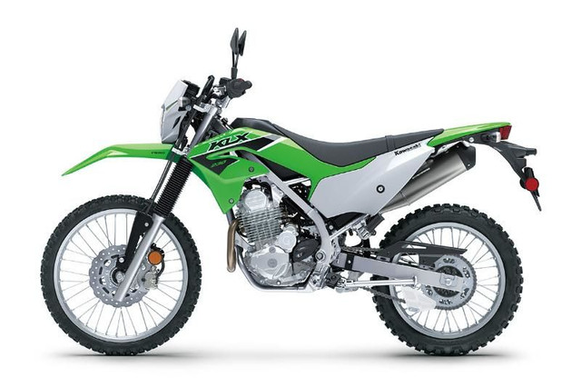 2023 KAWASAKI KLX230 Non-ABS in Dirt Bikes & Motocross in West Island - Image 3