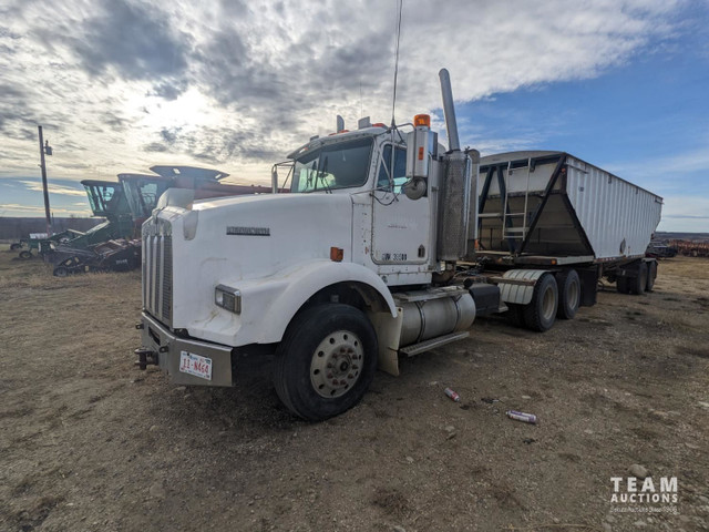 1992 Kenworth T/A Day Cab Truck Tractor T800 in Heavy Trucks in Calgary