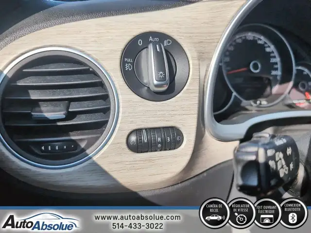 2018 Volkswagen BeetleTrendline/Coast in Cars & Trucks in Laval / North Shore - Image 17