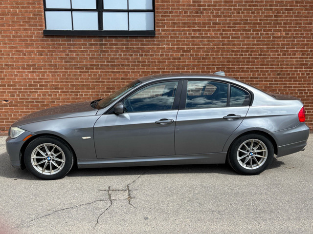 2011 BMW 3 Series 4dr Sdn 323i RWD South Africa in Cars & Trucks in Oakville / Halton Region - Image 3
