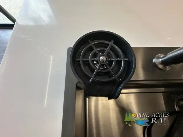2025 Forest River RV Wildwood Grand Lodge 44VIEW in Travel Trailers & Campers in Truro - Image 32