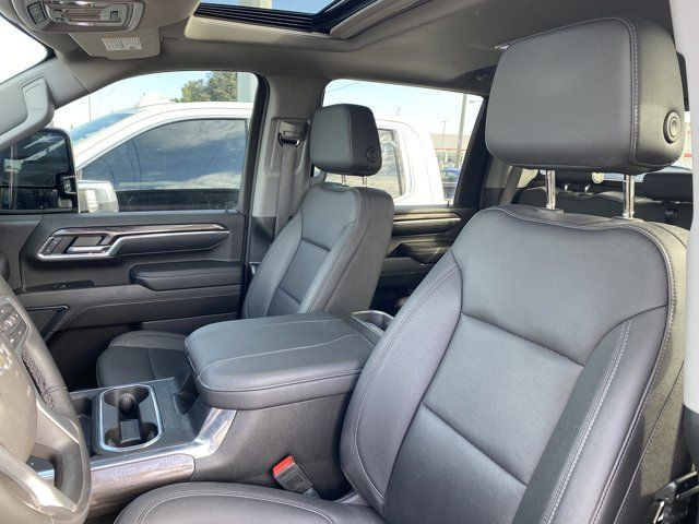 2024 Chevrolet Silverado 3500HD LTZ Crew Cab in Cars & Trucks in Edmonton - Image 2