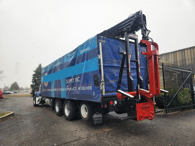  2014 Kenworth T800 Hiab 335 K-4 Ton HIPRO Knuckle Boom, Curtain in Heavy Equipment in Calgary - Image 4