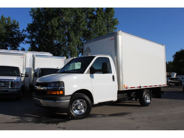 2019 Chevrolet Express Commercial Cutaway 3500 CUBE 12 PIEDS ROU in Cars & Trucks in Laval / North Shore - Image 2