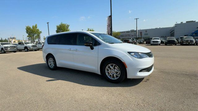 2026 Chrysler Grand Caravan SXT | Remote Start | Heated Seats in Cars & Trucks in Edmonton - Image 2