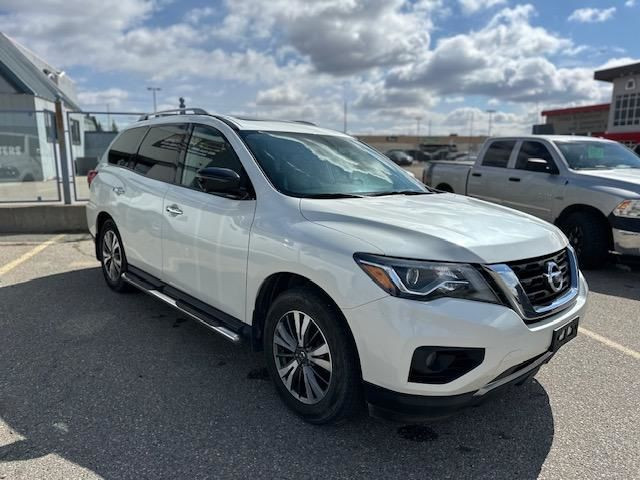  2017 Nissan Pathfinder SL-NO ACCIDENTS, DEALER SERVICED, DVD, N in Cars & Trucks in Calgary - Image 3