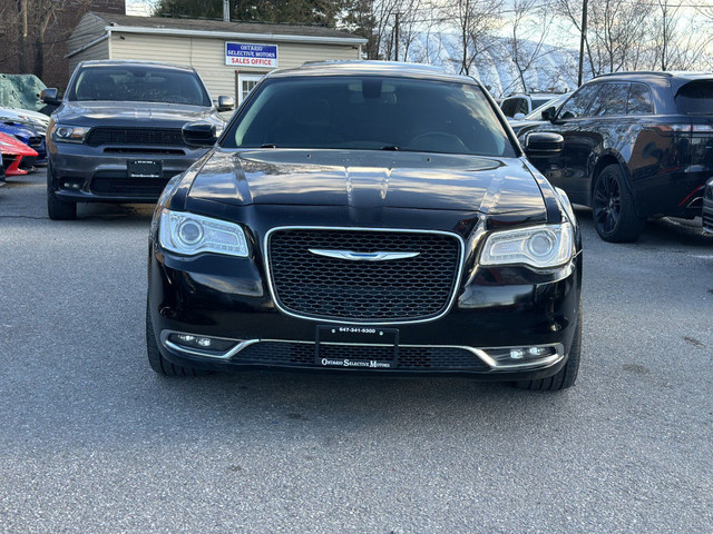 2017 Chrysler 300 4dr Sdn Touring RWD / No Accidents in Cars & Trucks in City of Toronto - Image 2