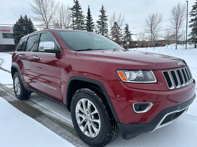 2014 Jeep Grand Cherokee-Heated steering wheel,sunroof  in Cars & Trucks in Calgary