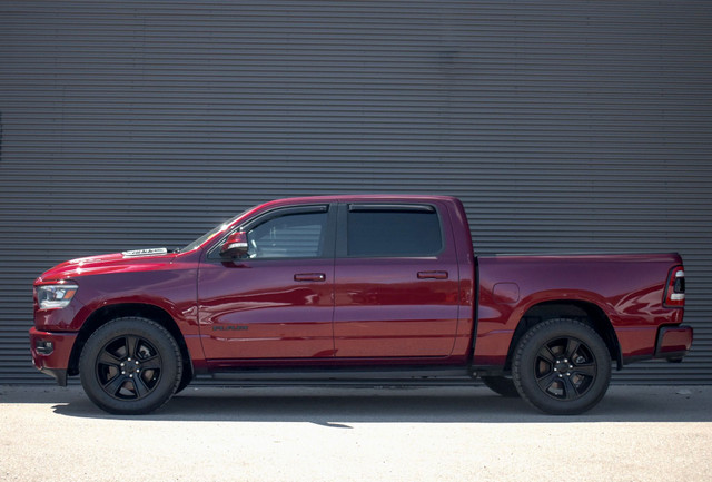 2022 RAM 1500 Sport Low Kms, Great Curb Appeal in Cars & Trucks in London - Image 3