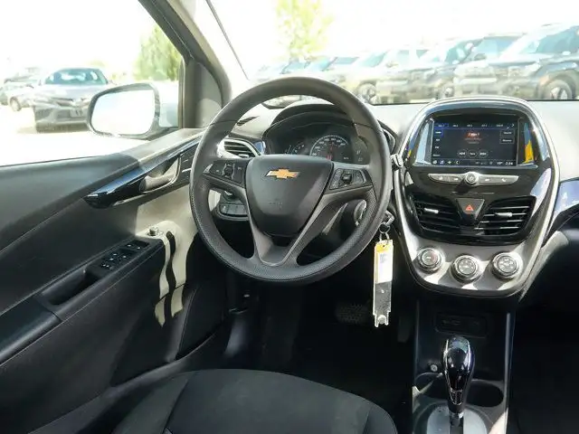 2022 Chevrolet Spark 1LT | Backup Cam | Cloth Interior dans Autos et camions dans Ville d’Edmonton - Image 24