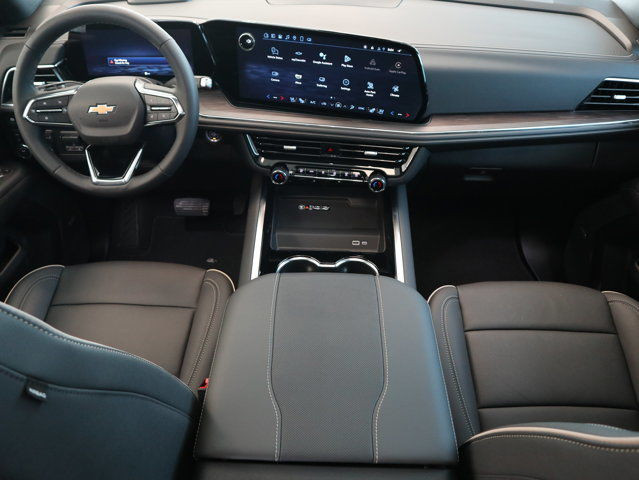 2025 Chevrolet Suburban Premier in Cars & Trucks in Lloydminster - Image 2