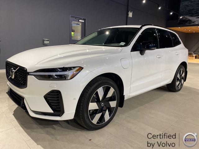 2024 Volvo XC60 Recharge T8 eAWD PHEV Plus Dark Theme in Cars & Trucks in Edmonton