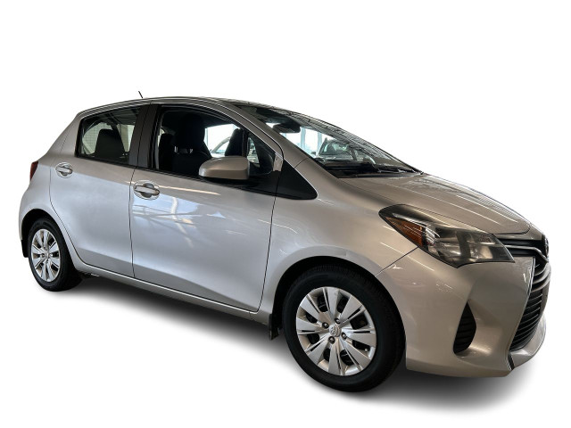 2017 Toyota Yaris LE, Bluetooth, USB Bluetooth, USB dans Autos et camions  à Ville de Montréal - Image 2