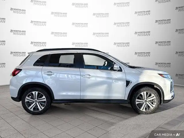 2024 Mitsubishi RVR GT | PANORMIC SUNROOF | BLIND SPOT in Cars & Trucks in Prince George - Image 9