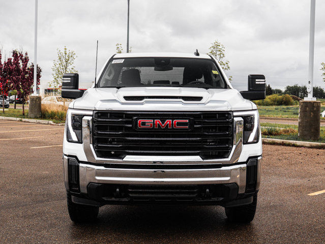 2025 GMC Sierra 3500HD Pro in Cars & Trucks in Strathcona County - Image 3