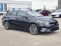Your Grande Prairie Chrysler store just took in this vehicle! It is either in transit or freshly tra... (image 6)