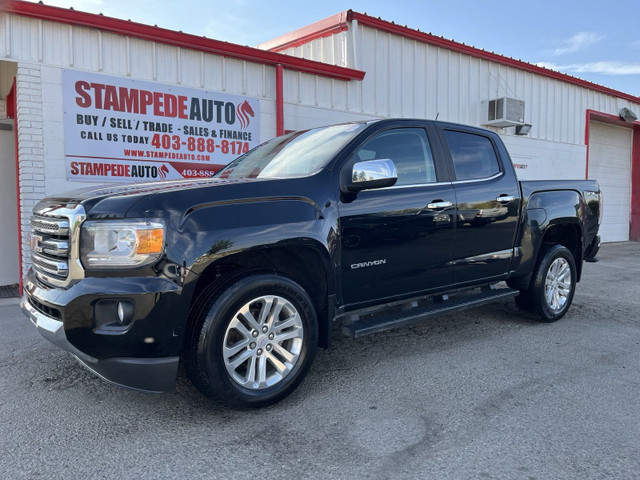 2020 GMC Canyon 4WD SLT Crew Cab in Cars & Trucks in Calgary - Image 2