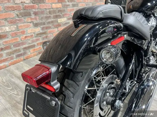 2025 Harley-Davidson FXBB - Street Bob FXBB STREET BOB in Street, Cruisers & Choppers in Calgary - Image 23