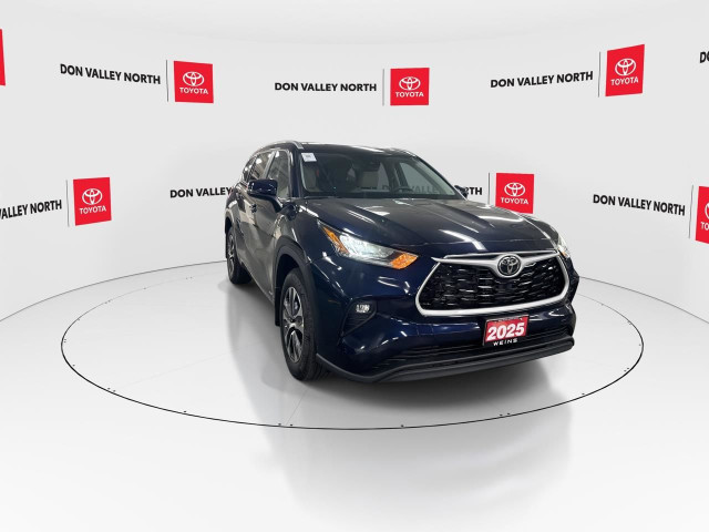 2025 Toyota Highlander Hybrid XLE CERTIFIED | ACCIDENT FREE |... in Cars & Trucks in City of Toronto - Image 2