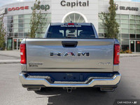 This Ram 1500 boasts a ERG 3.6L Pentastar(TM) VVT V6 w/ eTorque engine powering this Automatic trans... (image 4)