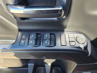 2018 GMC Sierra 1500 4WD Crew Cab SLT with the 5.3L V8 and only 106,000kms. Clean history with no ac... (image 9)