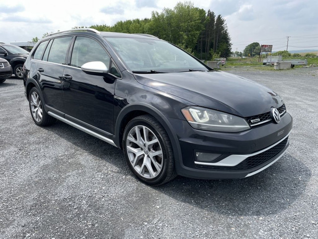 2017 Volkswagen Golf Alltrack Alltrack in Cars & Trucks in Sherbrooke - Image 3