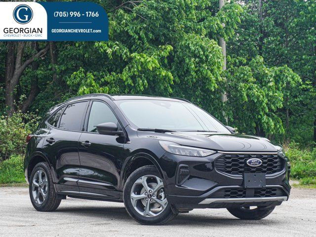 2023 Ford Escape ST-Line- Heated Seats / Steering - AWD in Cars & Trucks in Barrie