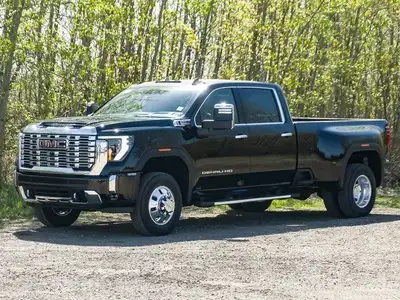 The 2025 GMC Sierra 3500 Denali is a heavy-duty powerhouse that blends luxury with uncompromising pe...