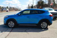 One Owner, Bluetooth, Backup Camera, Heated Front and rear seats, Extra Set of winter tires on rims,... (image 1)