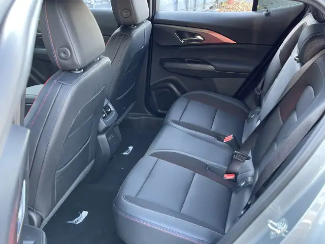 2025 Chevrolet Equinox EV 2RS in Cars & Trucks in City of Montréal - Image 31
