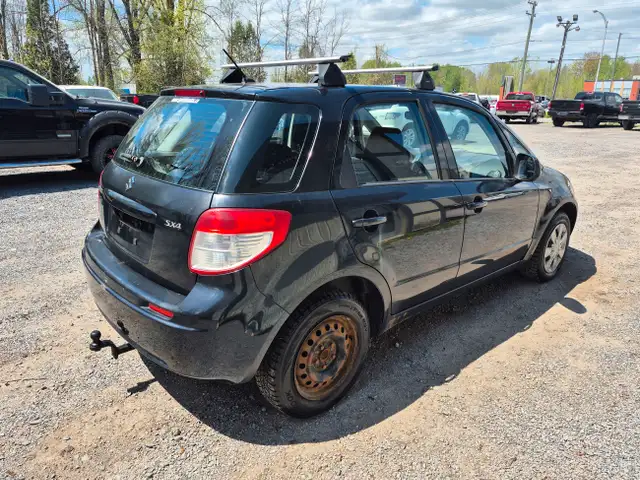 2007 Suzuki SX4 . in Cars & Trucks in Lanaudière - Image 7