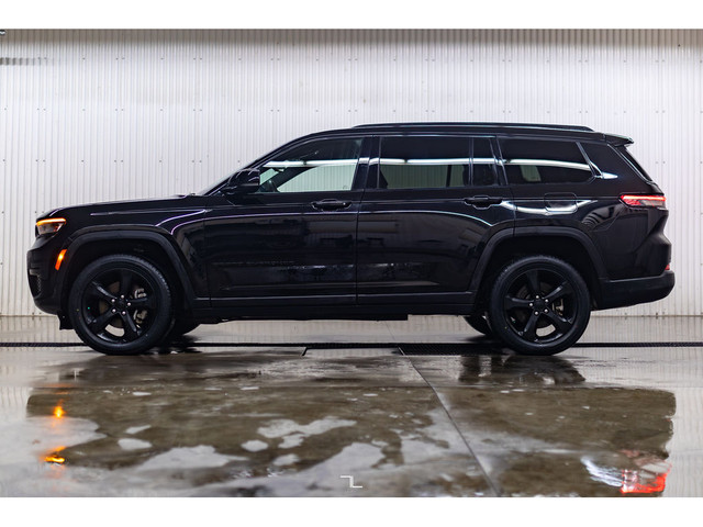 2022 Jeep Grand Cherokee L 4x4 Altitude Leather BCam in Cars & Trucks in Grande Prairie - Image 3
