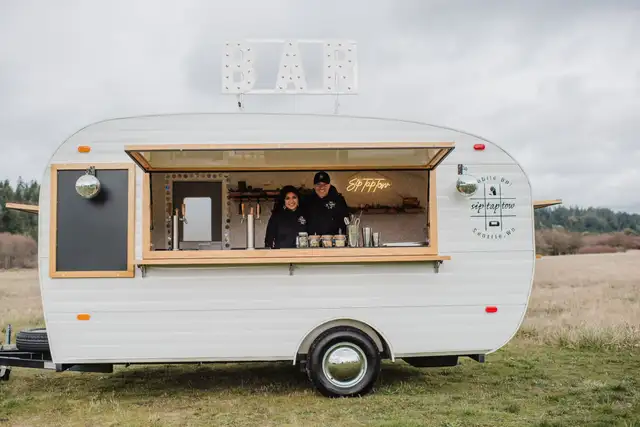 Mobile Bars - Ice Cream, Cofee, Bakery in Cargo & Utility Trailers in Hamilton - Image 7